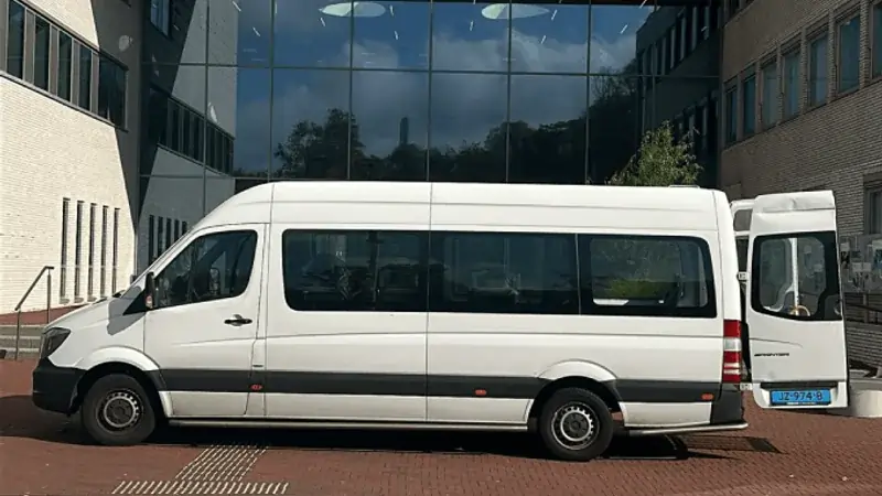 Rolstoelbus voor vervoer vanuit Oosterhout